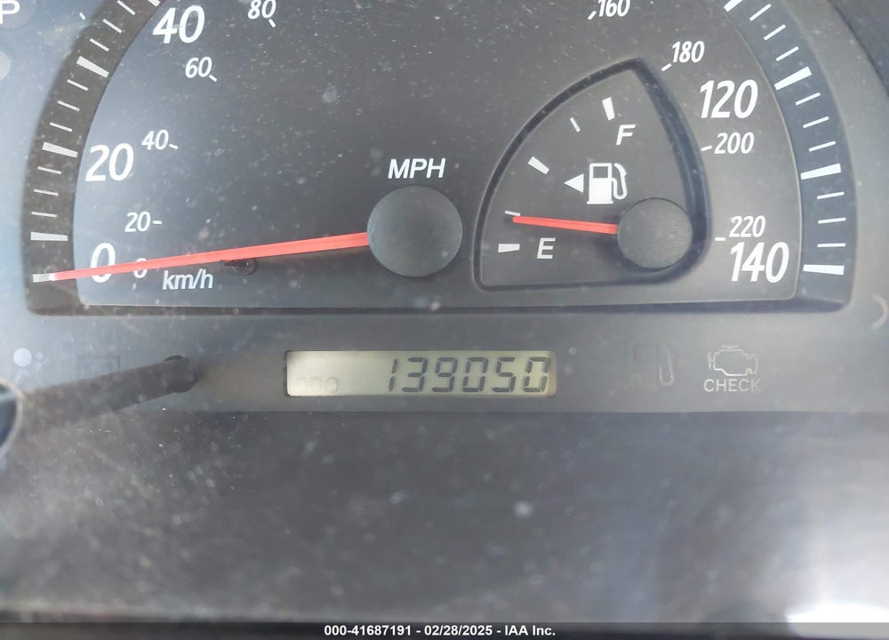 2002 TOYOTA CAMRY LE VIN: 4T1BE32K12U595670