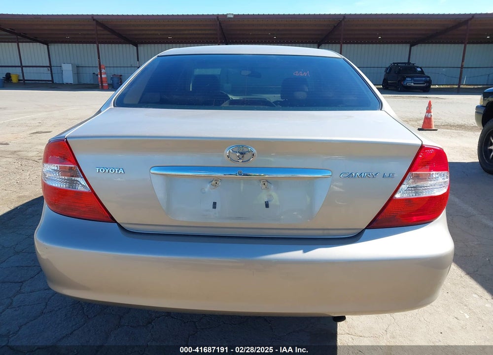 2002 TOYOTA CAMRY LE VIN: 4T1BE32K12U595670