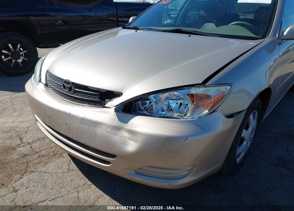 2002 TOYOTA CAMRY LE VIN: 4T1BE32K12U595670