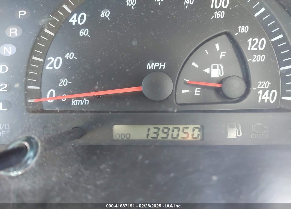 2002 TOYOTA CAMRY LE VIN: 4T1BE32K12U595670