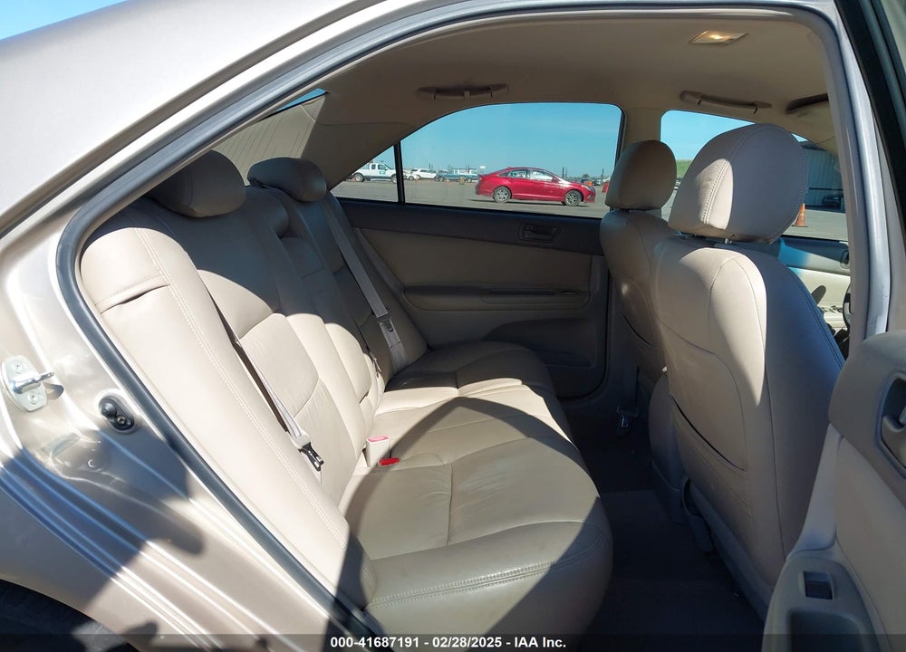 2002 TOYOTA CAMRY LE VIN: 4T1BE32K12U595670