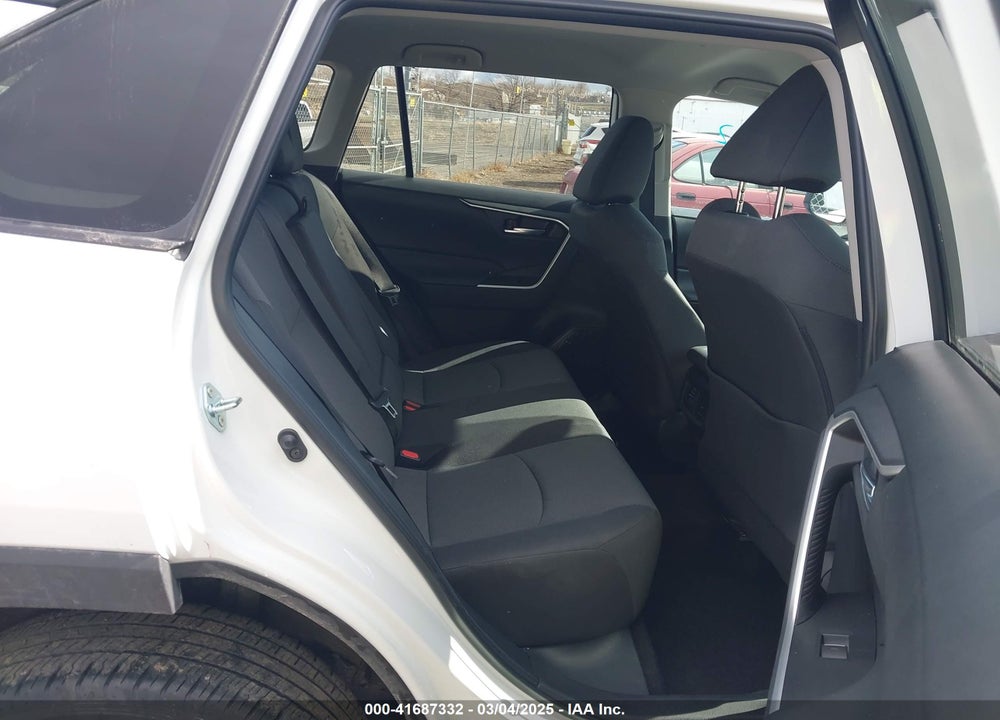 2024 TOYOTA RAV4 VIN: 2T3P1RFV9RC447150
