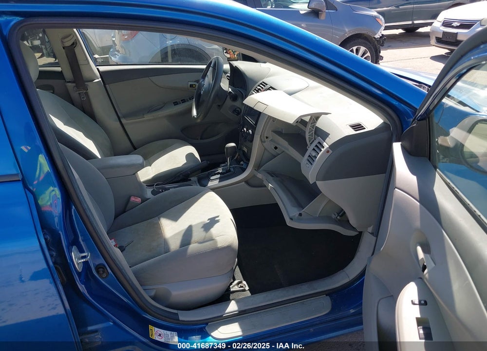2009 TOYOTA COROLLA LE VIN: 1NXBU40E99Z001259