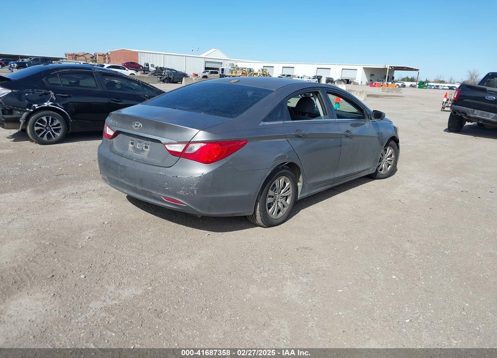 2013 HYUNDAI SONATA VIN: 5NPEB4AC8DH593860
