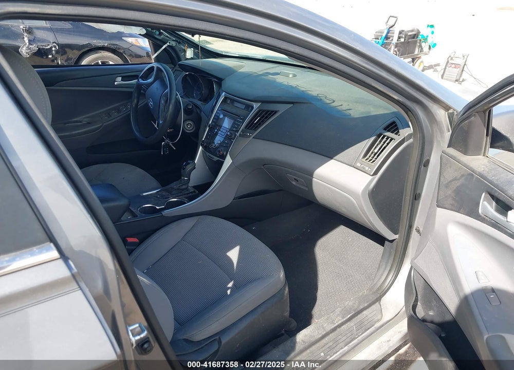 2013 HYUNDAI SONATA VIN: 5NPEB4AC8DH593860