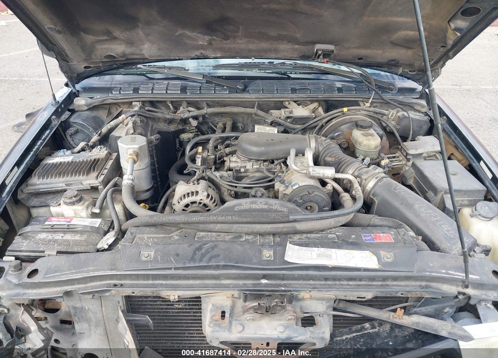 2000 CHEVROLET S-10 VIN: 1GCCS19W2Y8170281