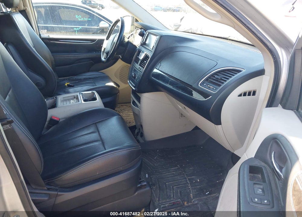 2012 CHRYSLER TOWN & COUNTRY VIN: 2C4RC1BG9CR363292