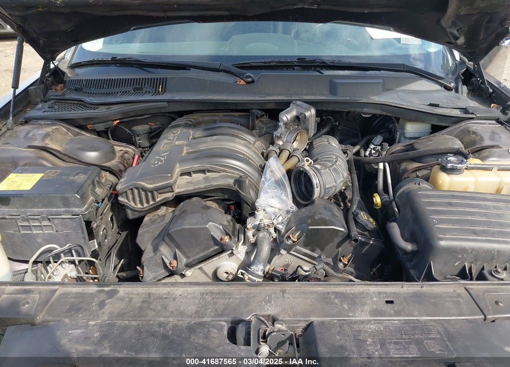 2010 CHRYSLER 300 VIN: 2C3CA4CD4AH148055