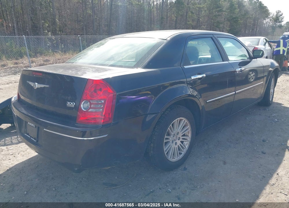 2010 CHRYSLER 300 VIN: 2C3CA4CD4AH148055