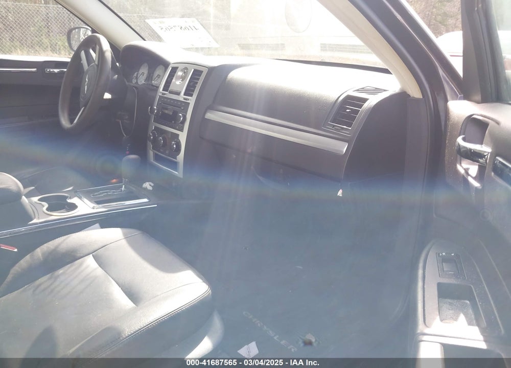 2010 CHRYSLER 300 VIN: 2C3CA4CD4AH148055