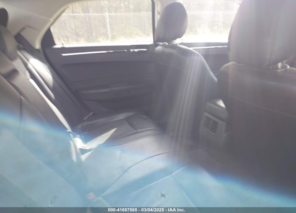 2010 CHRYSLER 300 VIN: 2C3CA4CD4AH148055