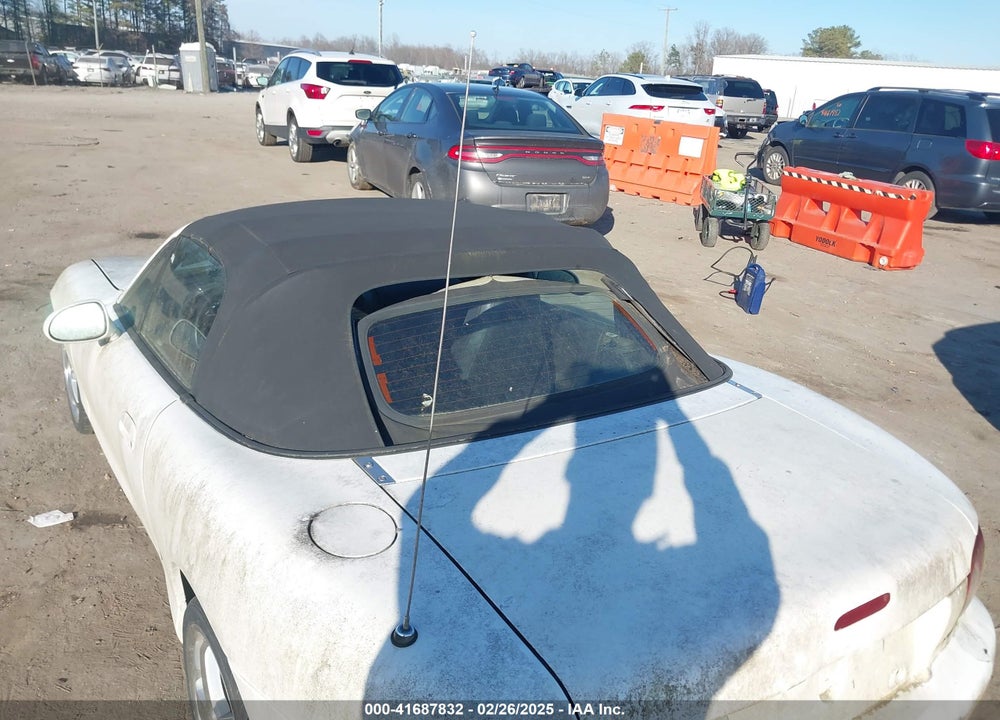 1999 MAZDA MX-5 MIATA LEATHER PKG/POPULAR EQUIPMENT PKG/SPORTS PKG/TOURING PKG VIN: JM1NB3534X0115909