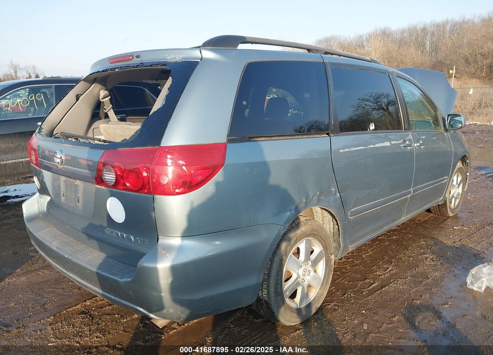 2009 TOYOTA SIENNA XLE VIN: 5TDZK22C39S236320