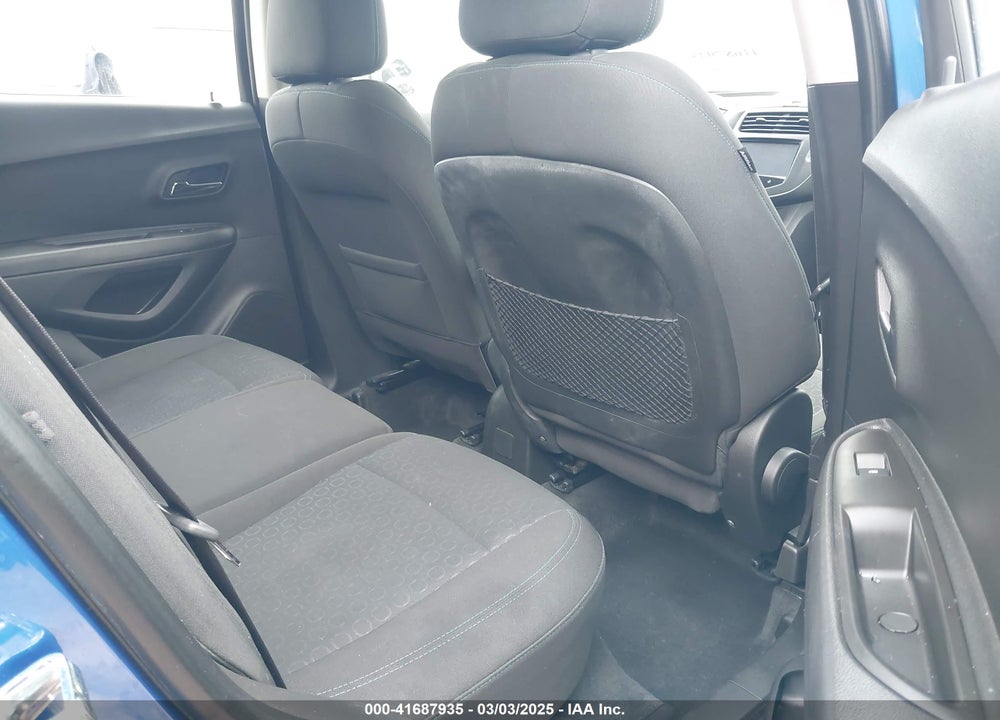 2015 CHEVROLET TRAX VIN: KL7CJKSB1FB074008