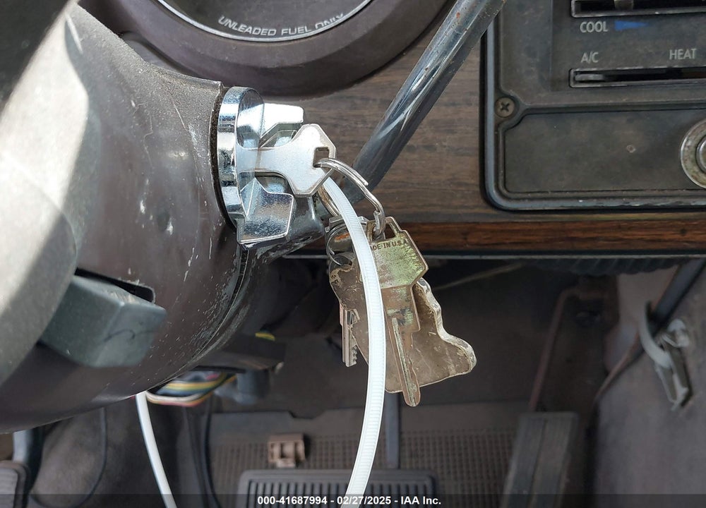 1984 DODGE RAM VAN B150 VIN: 2B7GB13T5EK319260