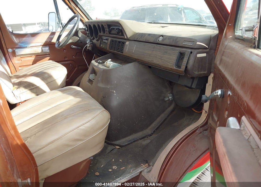 1984 DODGE RAM VAN B150 VIN: 2B7GB13T5EK319260