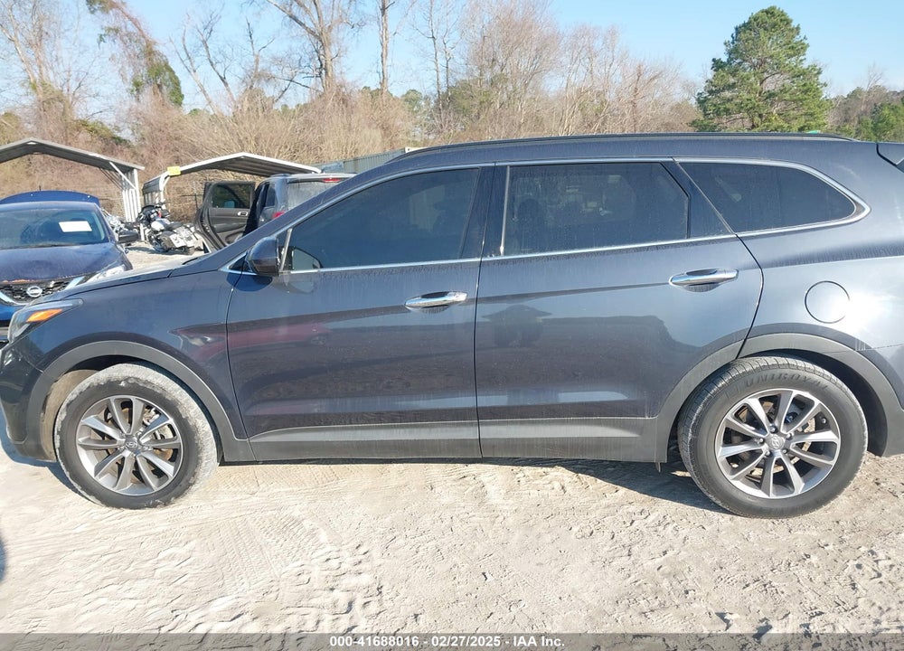 2017 HYUNDAI SANTA FE SE VIN: KM8SM4HF9HU167132
