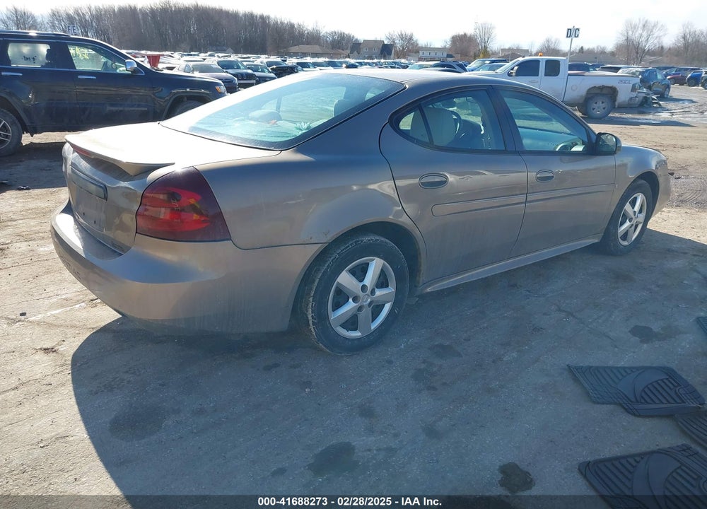 2006 PONTIAC GRAND PRIX VIN: 2G2WP552261267509