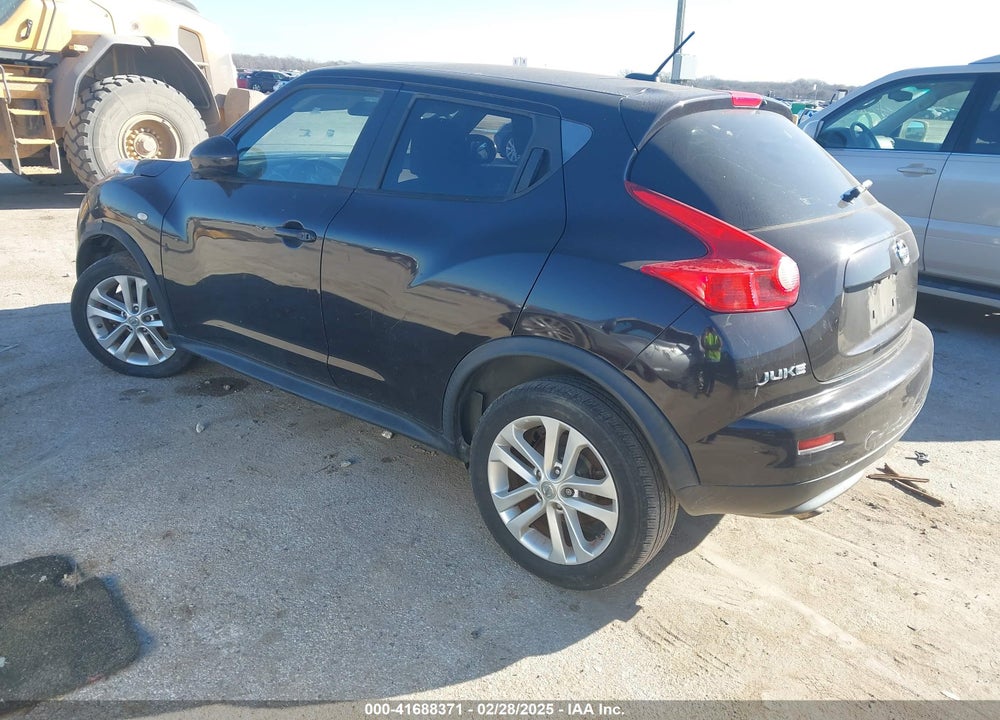 2014 NISSAN JUKE VIN: JN8AF5MR5ET361114