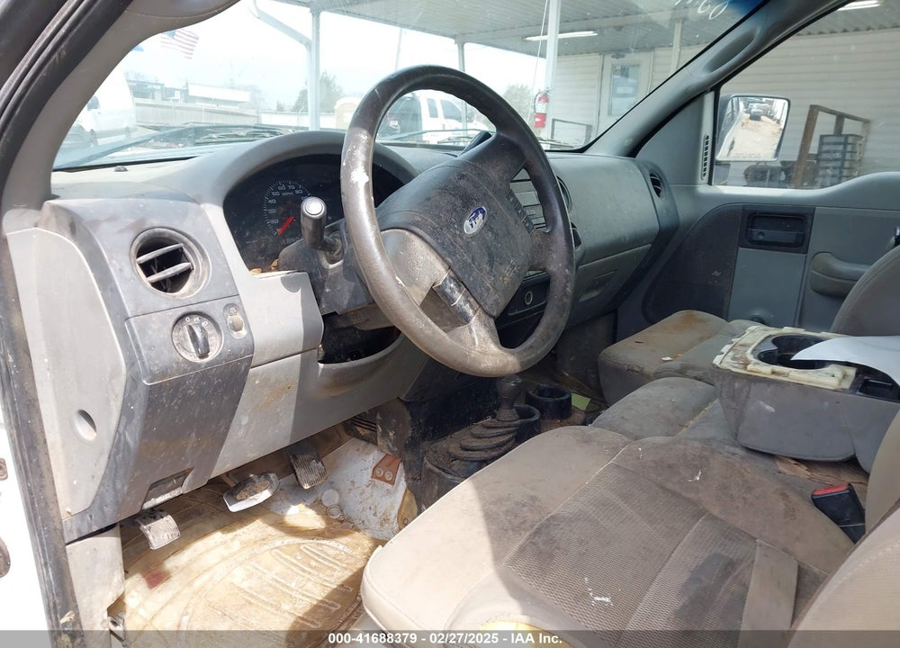 2004 FORD F-150 VIN: 1FTRX14W34NA40556