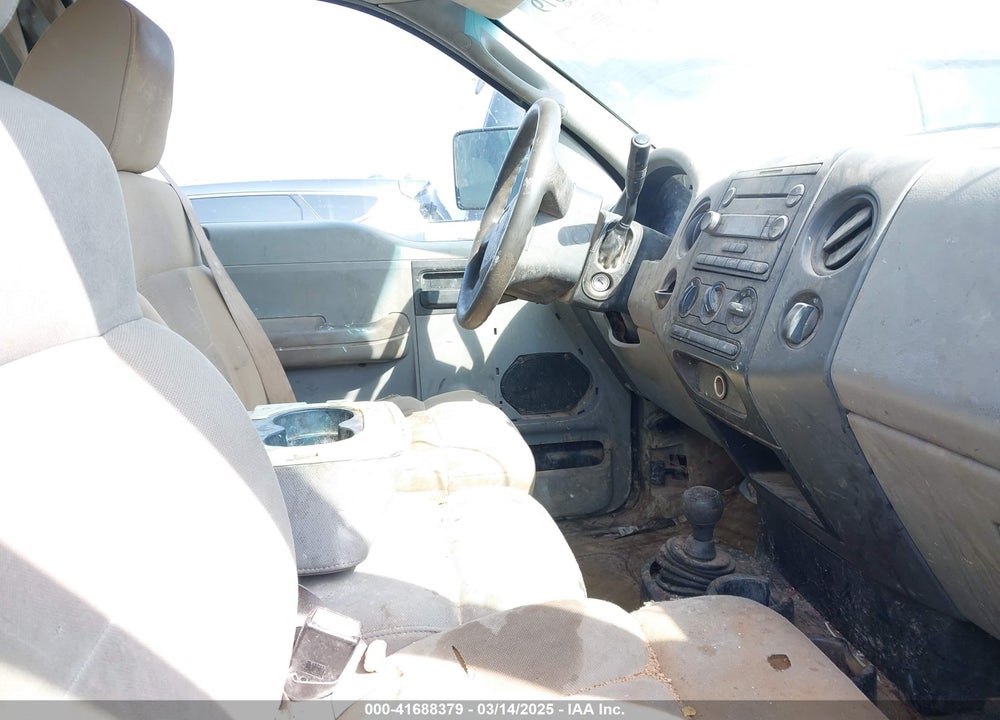 2004 FORD F-150 VIN: 1FTRX14W34NA40556