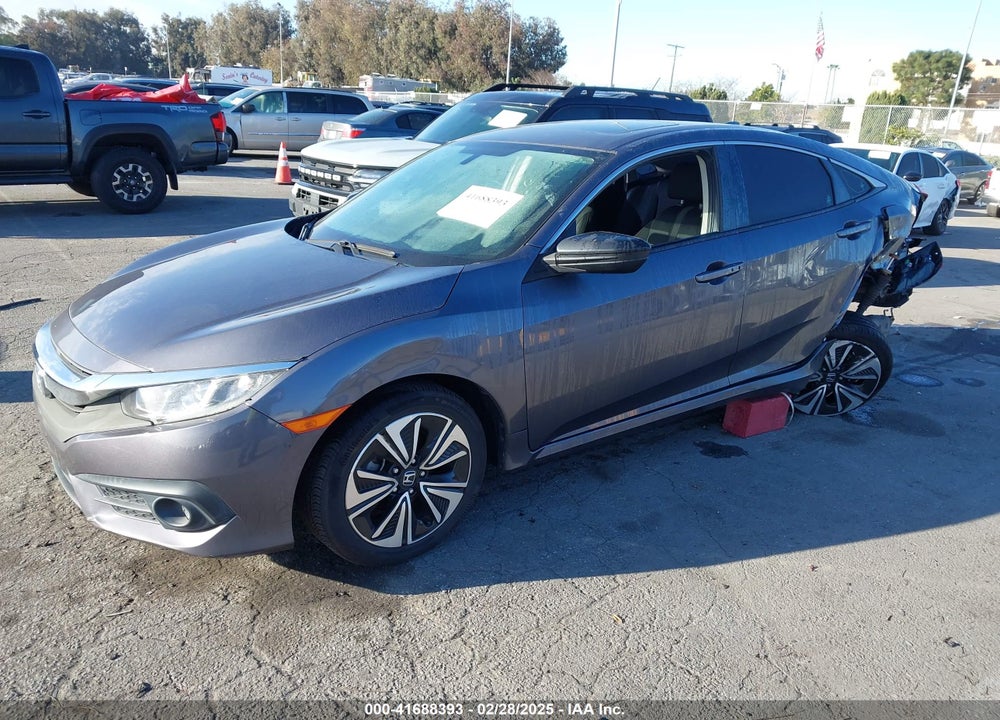 2017 HONDA CIVIC VIN: 2HGFC1F37HH652518