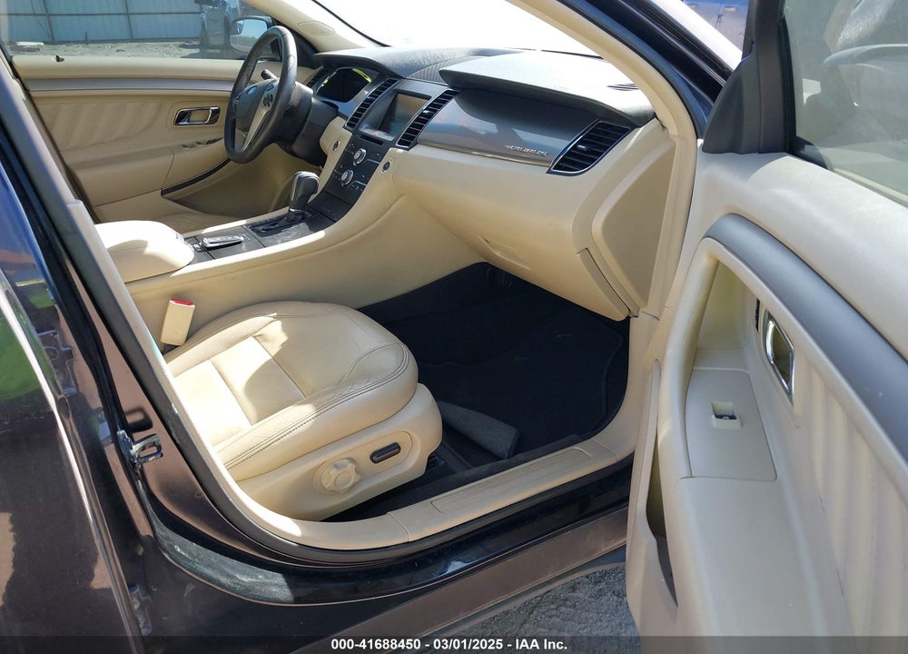 2015 FORD TAURUS VIN: 1FAHP2E83FG131518