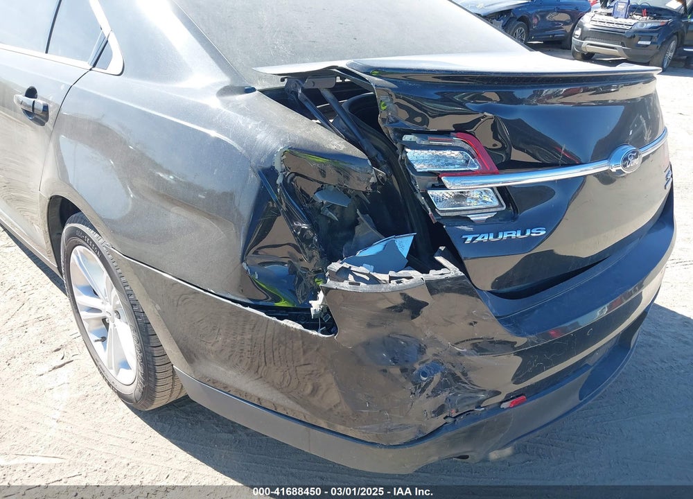 2015 FORD TAURUS VIN: 1FAHP2E83FG131518