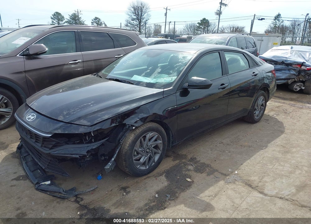 2024 HYUNDAI ELANTRA VIN: KMHLM4DG8RU651670