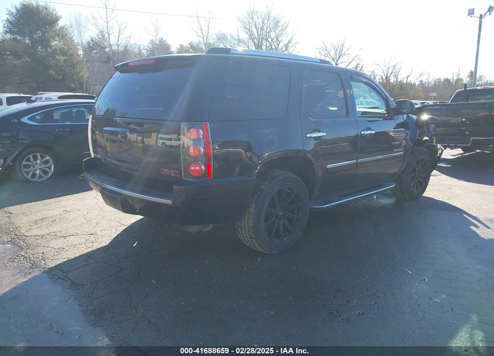 2014 GMC YUKON VIN: 1GKS2EEF9ER140584