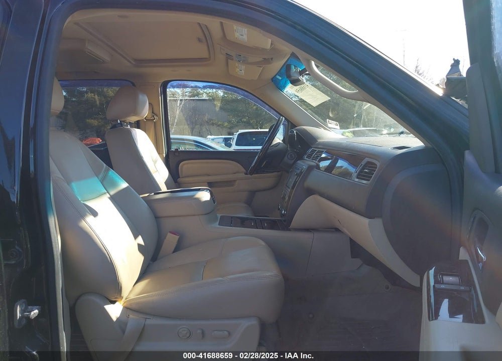 2014 GMC YUKON VIN: 1GKS2EEF9ER140584