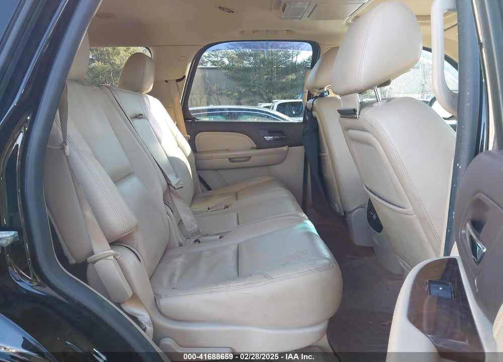 2014 GMC YUKON VIN: 1GKS2EEF9ER140584