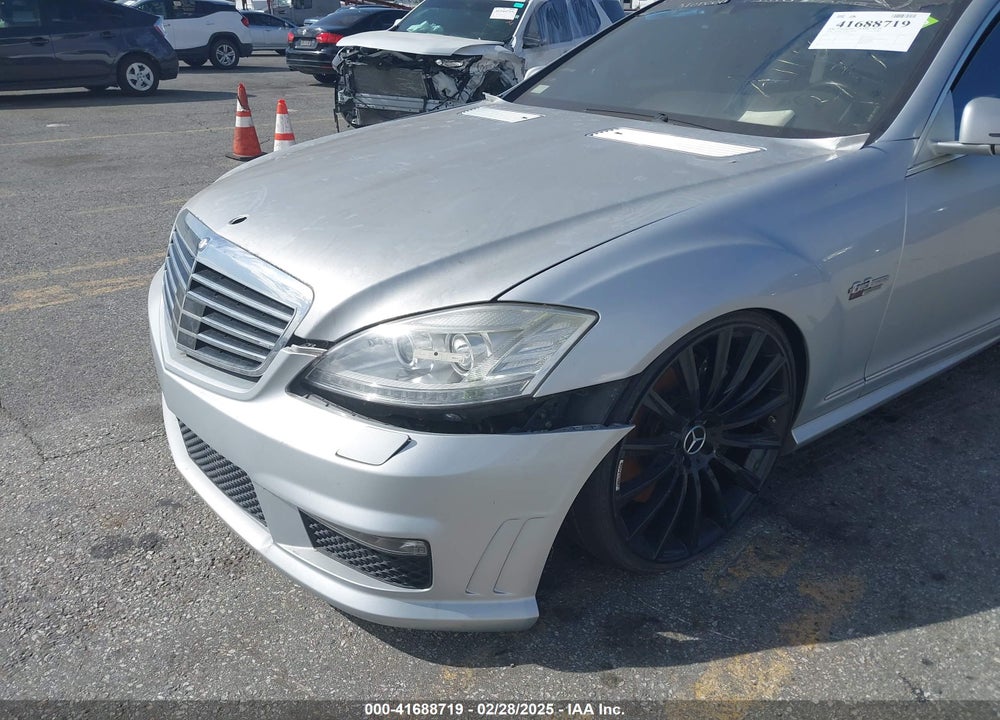 2008 MERCEDES-BENZ S 63 AMG VIN: WDDNG77X38A205711