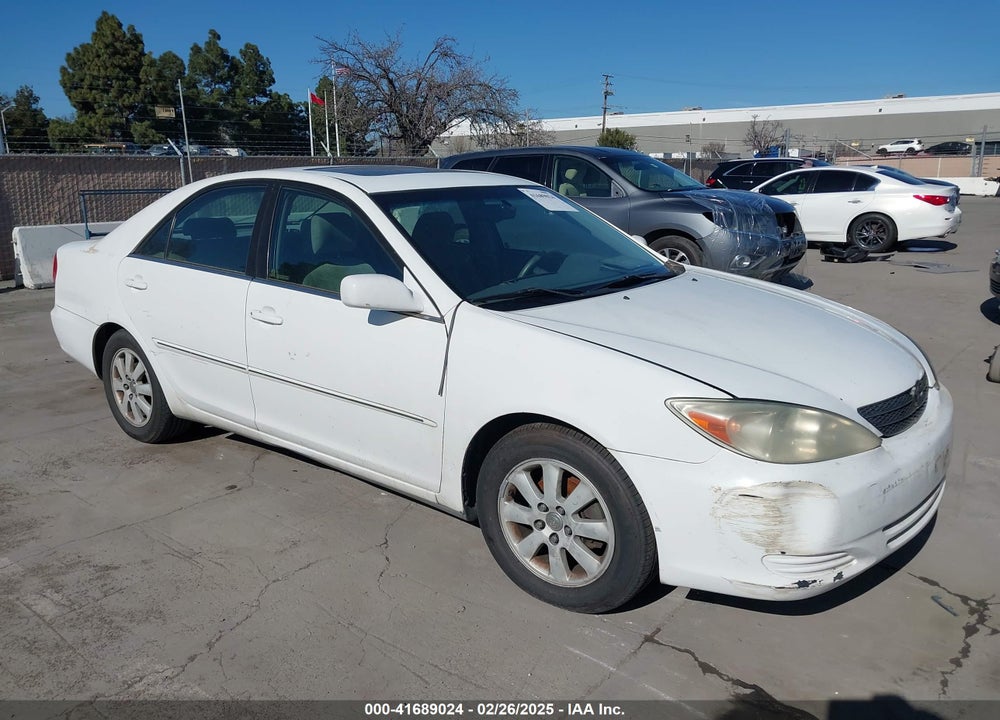 2002 TOYOTA CAMRY XLE VIN: 4T1BE32K52U104162