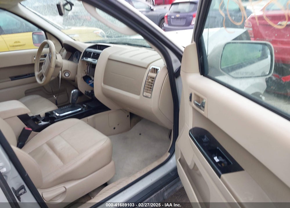 2009 FORD ESCAPE VIN: 1FMCU94G59KB93904