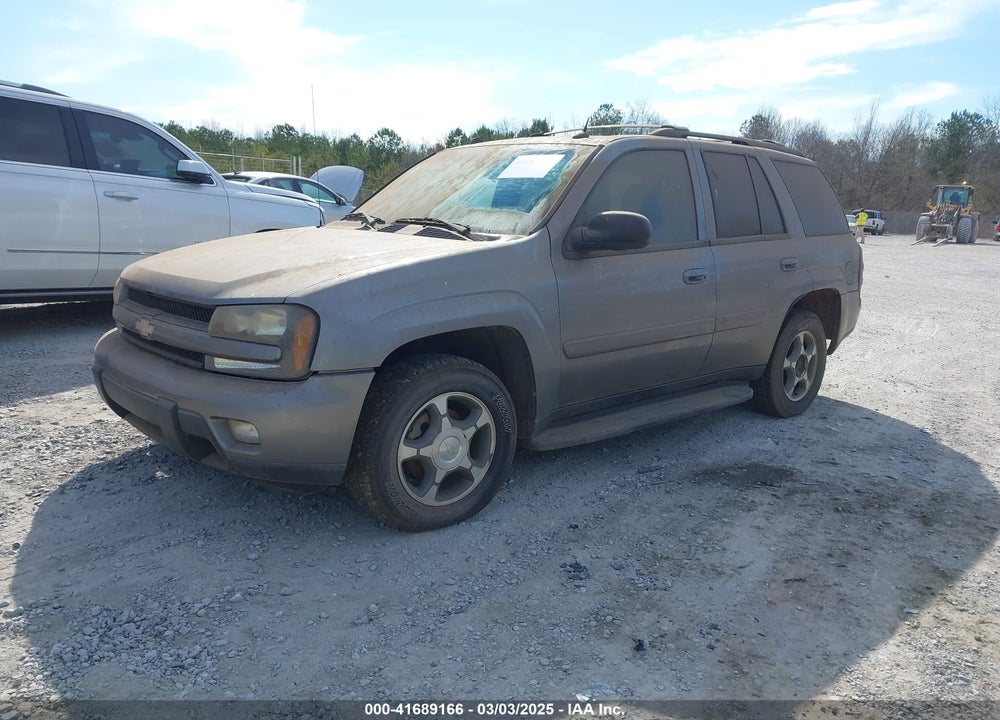 2005 CHEVROLET TRAILBLAZER LT VIN: 1GNDS13S352160598