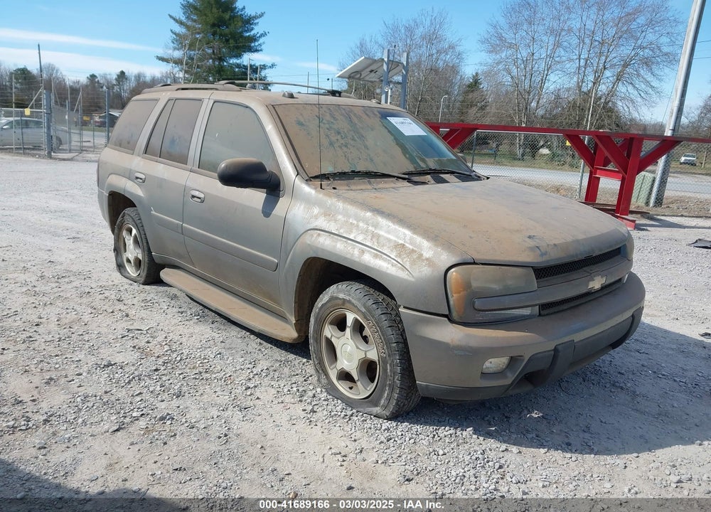 2005 CHEVROLET TRAILBLAZER LT VIN: 1GNDS13S352160598