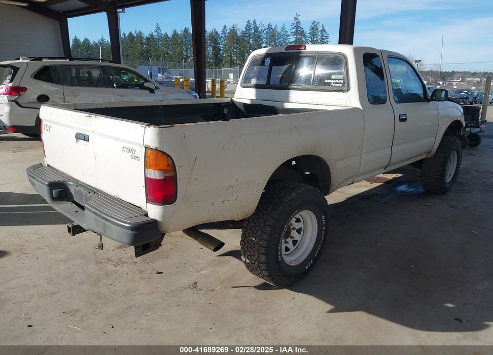 1999 TOYOTA TACOMA VIN: 4TAWM72N7XZ492267