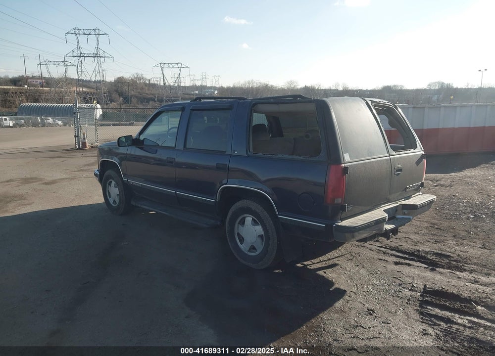 1998 CHEVROLET TAHOE LS VIN: 1GNEK13R4WJ371916