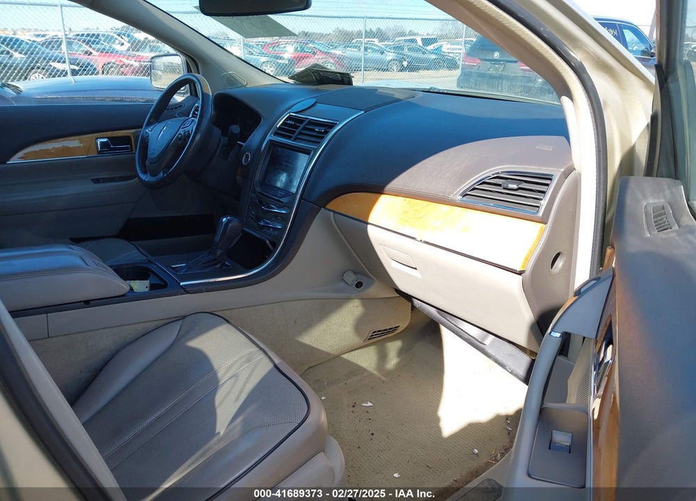 2011 LINCOLN MKX VIN: 2LMDJ8JK8BBJ04296