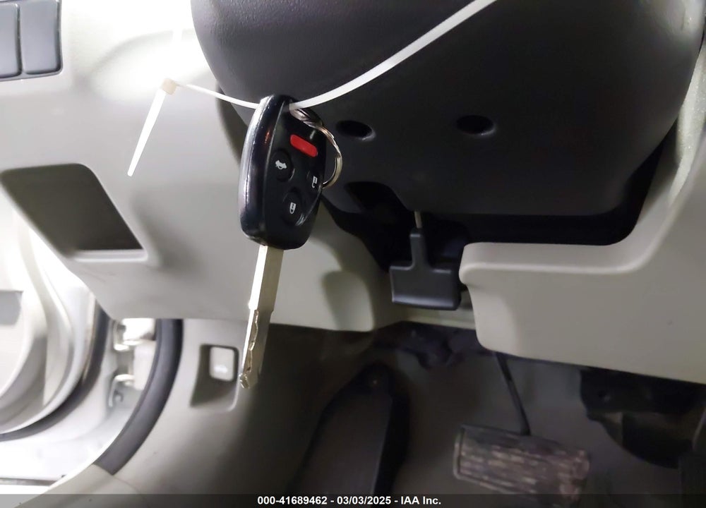 2012 HONDA CIVIC LX VIN: 19XFB2F57CE107853