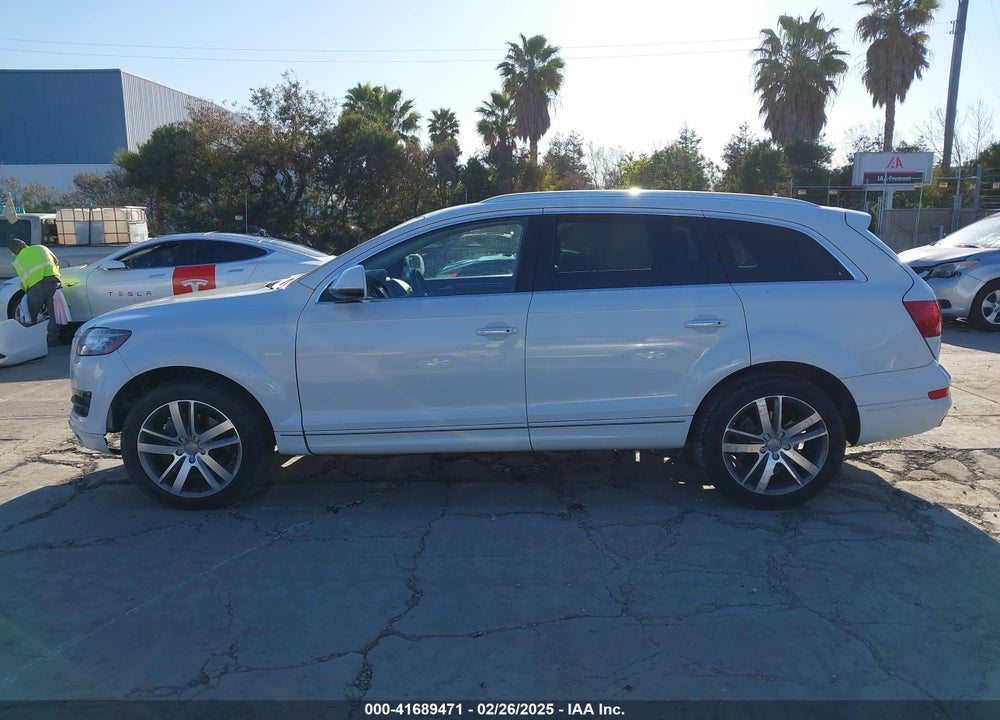 2014 AUDI Q7 3.0 TDI PREMIUM VIN: WA1VMAFEXED008703