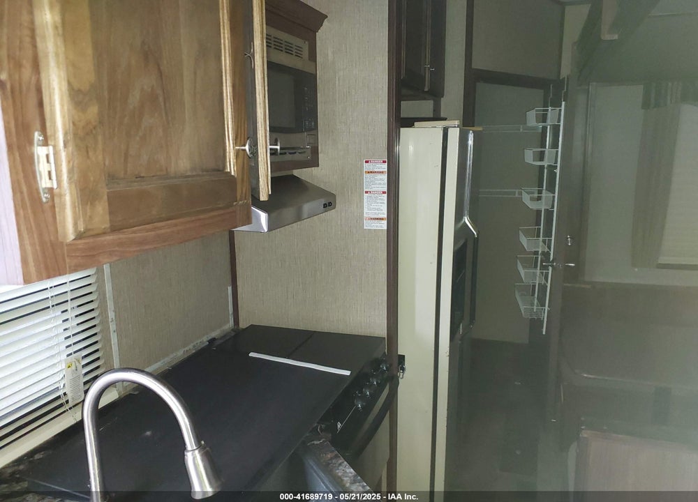 2017 KEYSTONE SPRINTER VIN: 4YDF32627H1530443
