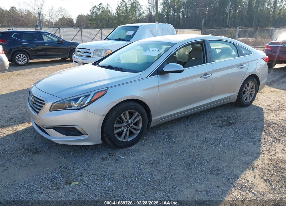 2016 HYUNDAI SONATA SE VIN: 5NPE24AF4GH352926