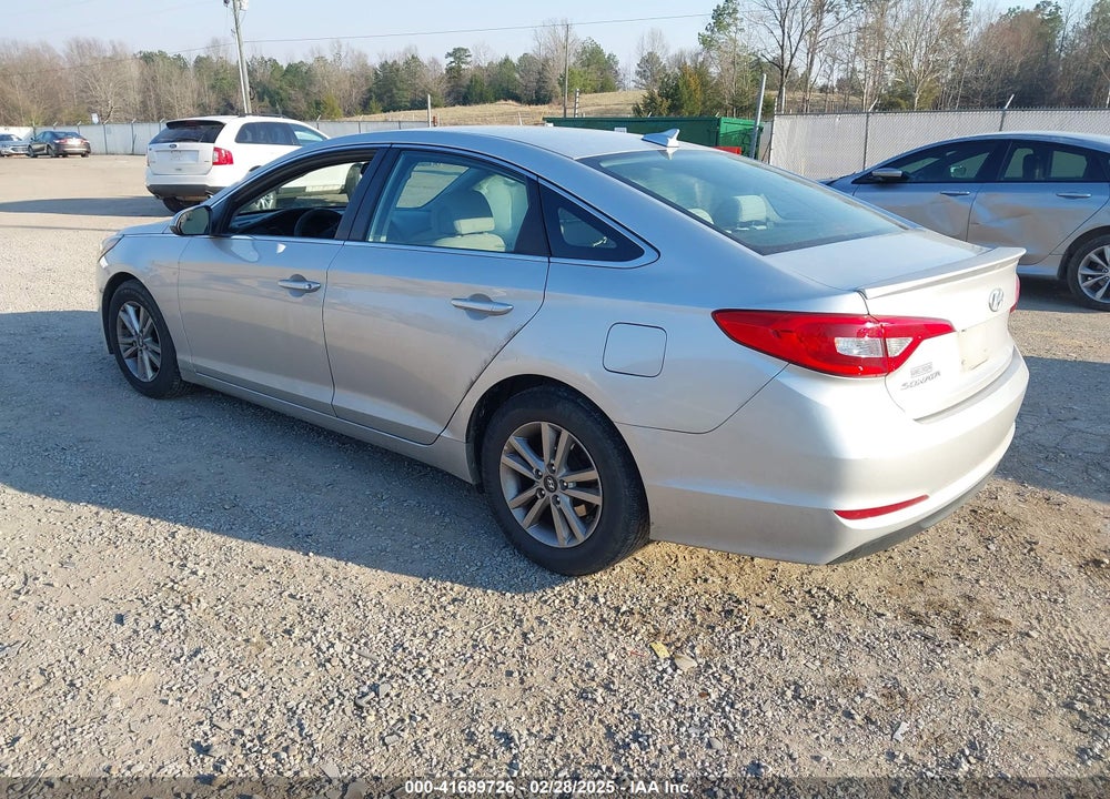 2016 HYUNDAI SONATA SE VIN: 5NPE24AF4GH352926