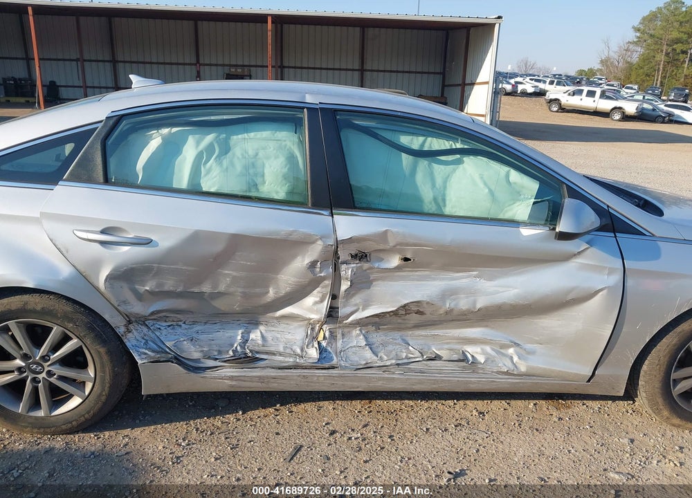 2016 HYUNDAI SONATA SE VIN: 5NPE24AF4GH352926