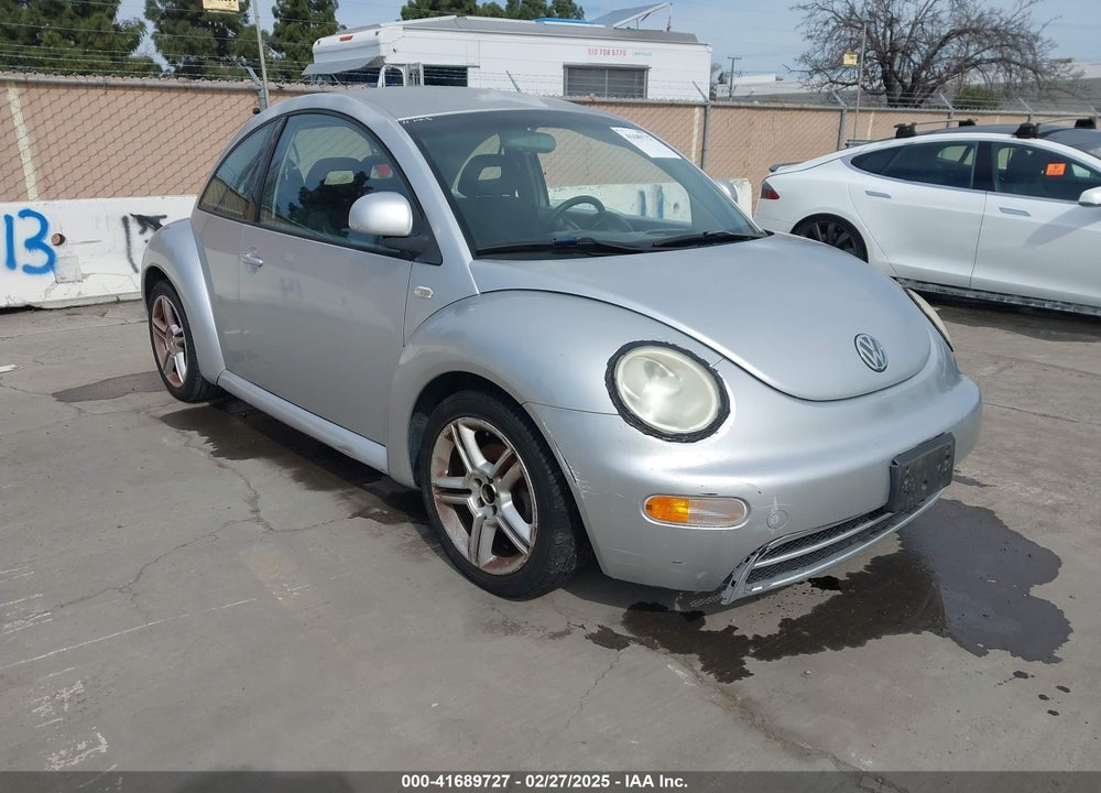 2000 VOLKSWAGEN NEW BEETLE VIN: 3VWBA21CXYM405122