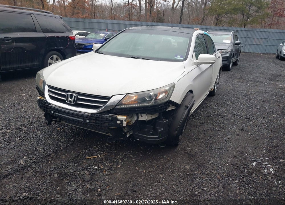 2013 HONDA ACCORD VIN: 1HGCR2F78DA077705