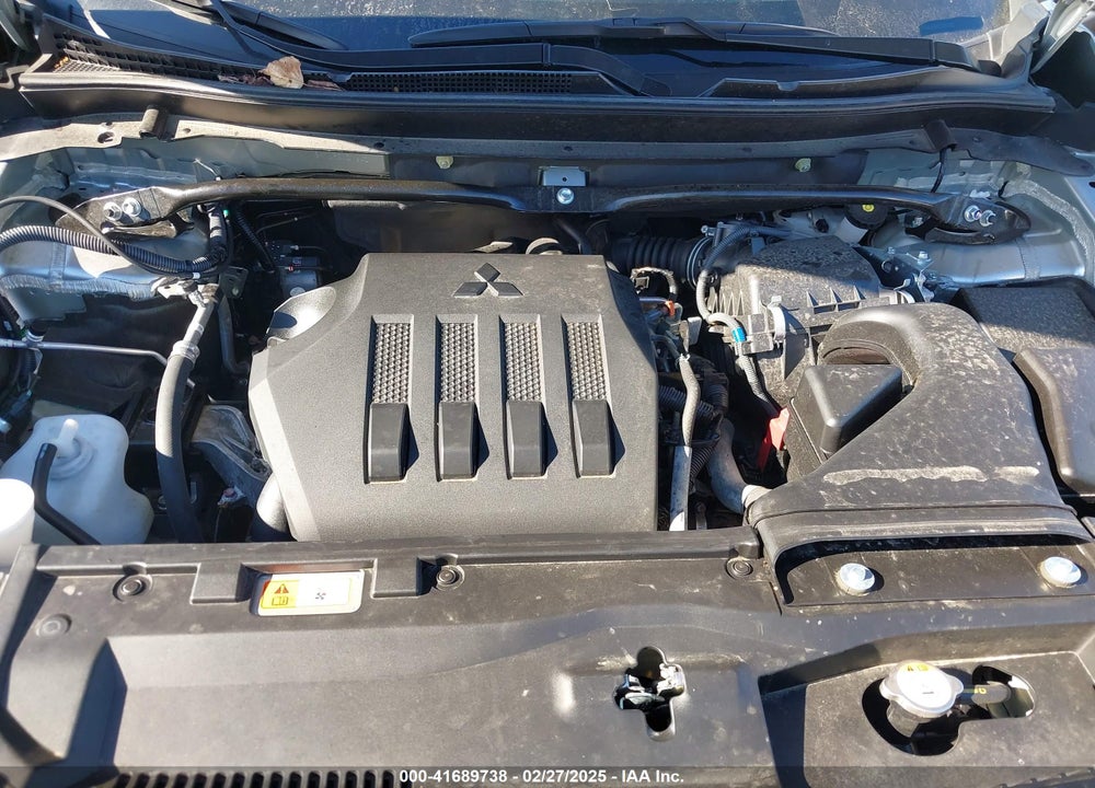 2024 MITSUBISHI ECLIPSE CROSS VIN: JA4ATWAAXRZ021642