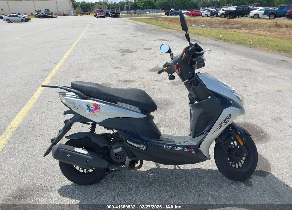 2022 ATK 50 VIN: H0DTABF13NX010704